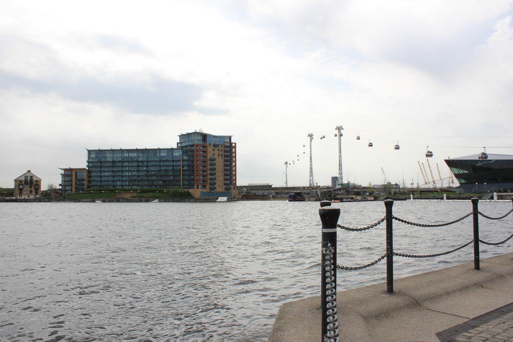 Apartament Royal Victoria Docks Londyn Zewnętrze zdjęcie